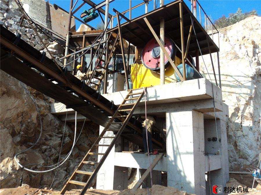 碎石破碎機(jī)生產(chǎn)現(xiàn)場(chǎng)